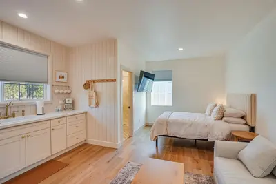 Image de Modern Studio in Bend ~ 3 Mi to Sunriver Resort!