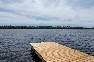 Image de Denvic House - a private lakefront retreat