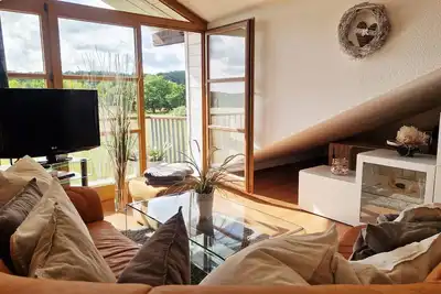 Image de Willkommen in der Ferienwohnung Seelenbaumler - Wohnanlage \"Am GrĂĽn\"