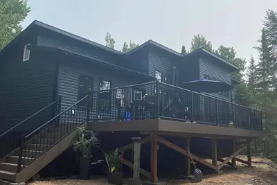 Tree Top Getaway in exclusive Cape Coppermine