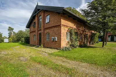 Image de Appartement \"1 Terrassenwohnung\" avec jardin privé et Wi-Fi