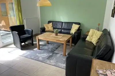 Image de Agréable appartement dans une maison de vacances avec Wifi, Tv, terrasse, animaux admis et parking