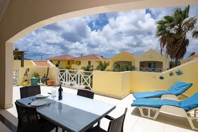 Prikichi F2 Relax & Dive Resort Bonaire Village