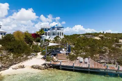 Tres Vistas Luxury villa
