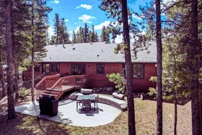 Image de Cozy | Family-Friendly | Fishing | Firepit | Bbq