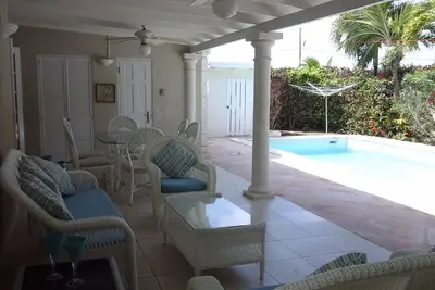 Image de New Listing - Take Five Villa with Private Pool, by Beautiful Bottom Bay Beach