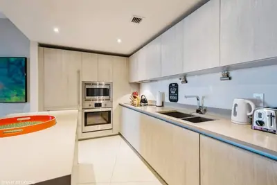 Image de Over the beach 2 bed/2 bath apart