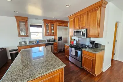 Image de 3 Bedroom 3 Bath Venice Beach House w Ocean Views!