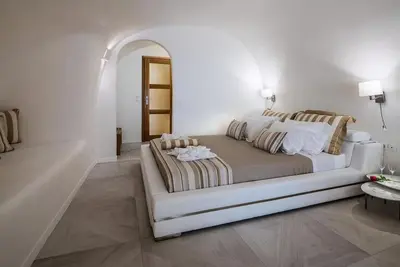 Image de Amazing Santorini Villa | 3 Bedrooms | Elite Grand Villa | Private Heated Pool & Caldera Sea Views | Oia