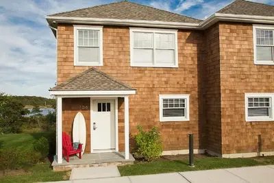 Image de Brand New Waterfront - Chic & Sophisticated unit #701