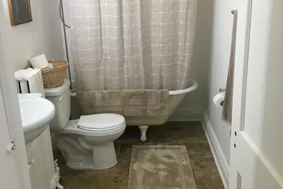 Image de Cozy 2-bedrm apartment in historic Brockville!