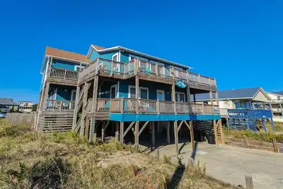Image de 🏖️ Semi-Oceanfront Home In Kitty Hawk w/Private Oceanfront Deck w/Gazebo  🏖️