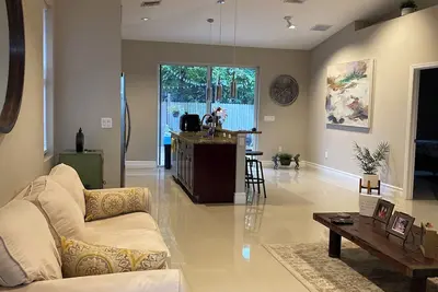 Image de This unique place has a style all its own. Located in the heart of Wpb