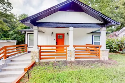 Image de Modern Musings | House in Atlanta nestled in prime location - gleaming interior