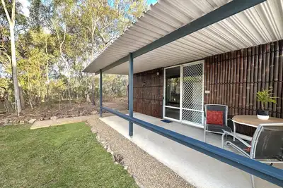 Image de Kangaroo Kabin - Entire Cabin, 5mins to the Beach