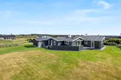 Image de \"Cvetan\" - 200m from the sea by Interhome