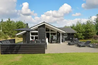 Image de \"Tule\" - 1. 2km from the sea by Interhome