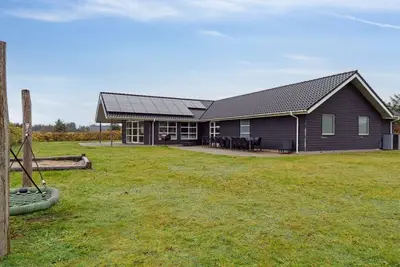 Image de \"Berenika\" - 500m from the sea by Interhome