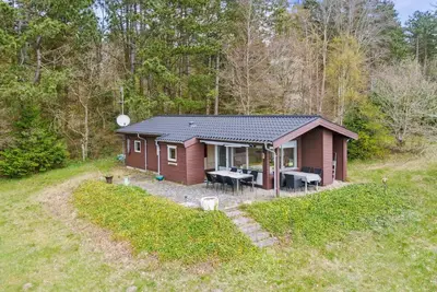 Image de \"Enita\" - 350m from the sea by Interhome