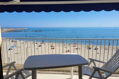 Image de F3 à Palavas, en bord de mer, pour 4 personnes avec grande terrasse