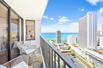 Image de 25Fl Ocean View, 5-min Beach Walk + Free Parking