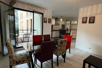 Image de Casa Jamin - Metro - Wifi - Parking - Terrasse - Dream Host