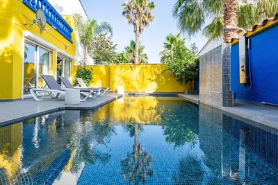 Image de Maison de vacances Empuriabrava pour 1 - 8 personnes avec 4 chambres à coucher - Maison de vacances