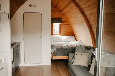 Image de Daffodil glamping pod-Hutte-Famille-Douche-Vue sur la campagne