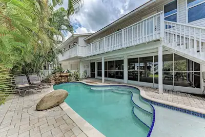 Image de Duplex for multiple groups and pool - Hang 12