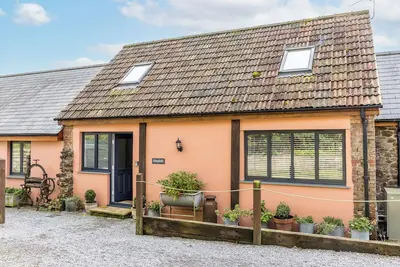 Image de The Hayloft, pet friendly, with hot tub in Bampton, Devon