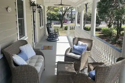 Image de Home in Historic Downtown Summerville