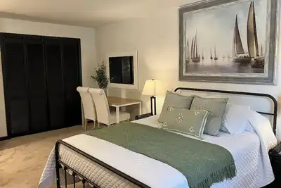 Image de Studio w/pool & hot tub -only minutes to Triple Crown hiking trails