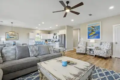 Image de A Little Piece of Heaven-Waterfront-Views-Firepit-Family Friendly