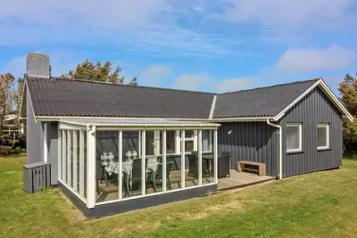 Image de \"Hellin\" - 300m from the sea by Interhome