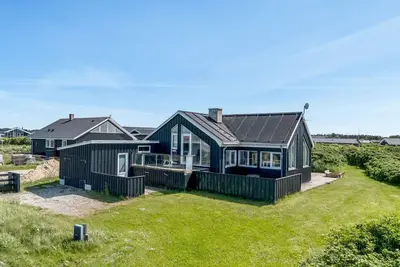 Image de \"Gynther\" - 150m from the sea by Interhome