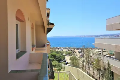 Image de Appartement moderne en bord de mer, Wifi, piscines, Proche de la plage, du port et du centre-ville