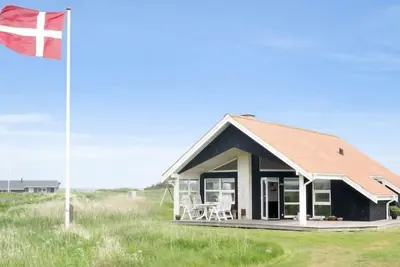 \"Galmand\" - 300m from the sea by Interhome