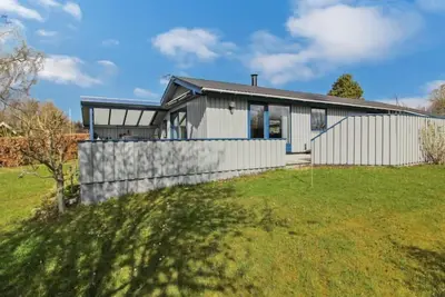 \"Marjun\" - 400m from the sea by Interhome