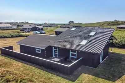 Image de \"Hroswitha\" - 100m from the sea by Interhome