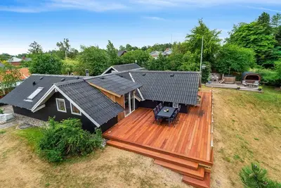 Image de \"Stefani\" - 1km from the sea by Interhome