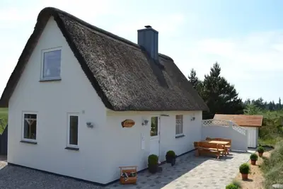 Image de \"Clare\" - 4km from the sea by Interhome