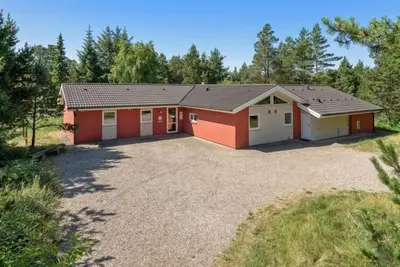 Image de \"Mojag\" - 1km from the sea by Interhome