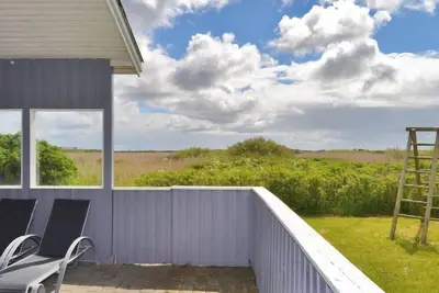 Image de \"Evalotte\" - 600m from the sea by Interhome