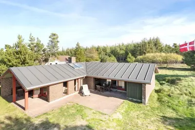 Image de \"Etti\" - 1km from the sea by Interhome