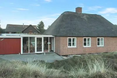 Image de \"Zuzan\" - 500m from the sea by Interhome