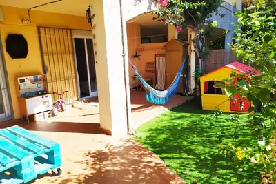 Image de Piso con JardĂn, Piscina y Vistas al mar