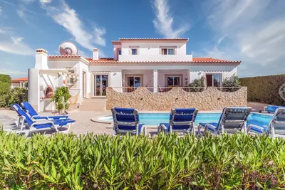 Image de Stunning Seaside Family Villa With Swiming Pool