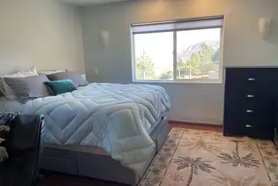 Image de Modern studio in the mountains - amazing views, high speed wifi, fully fenced