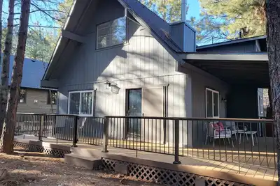 Image de Quiet time in the Pines - Pet Friendly!