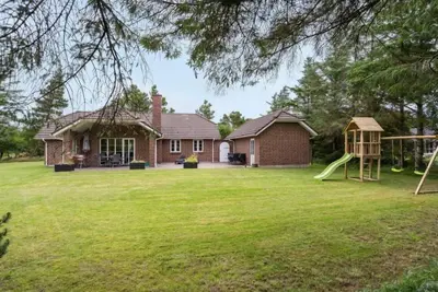 Image de \"Hjalmsvider\" - 1km from the sea by Interhome